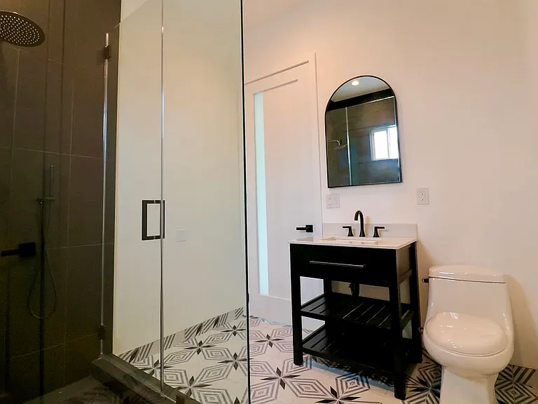 7840 Lasaine Ave — Photo 18