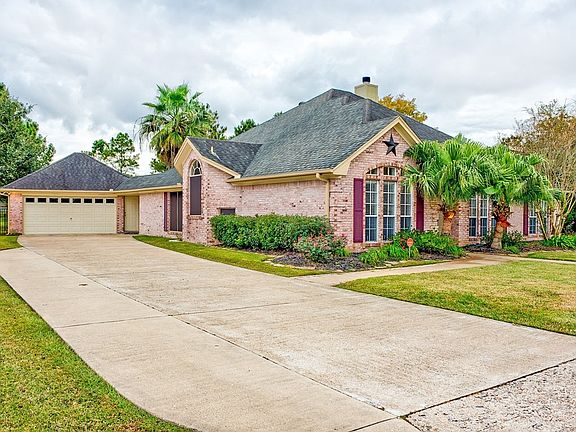 2nd image of 7975 Doral Dr
