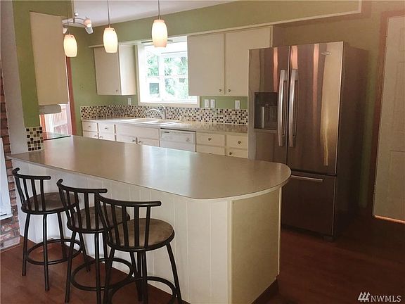 4th image of 1827 Lakehurst Dr SE