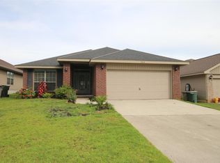 1415 Towhee Canyon Dr, Cantonment, FL 32533