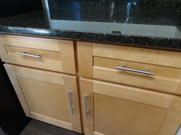 2214 Renwick Ln — Photo 15