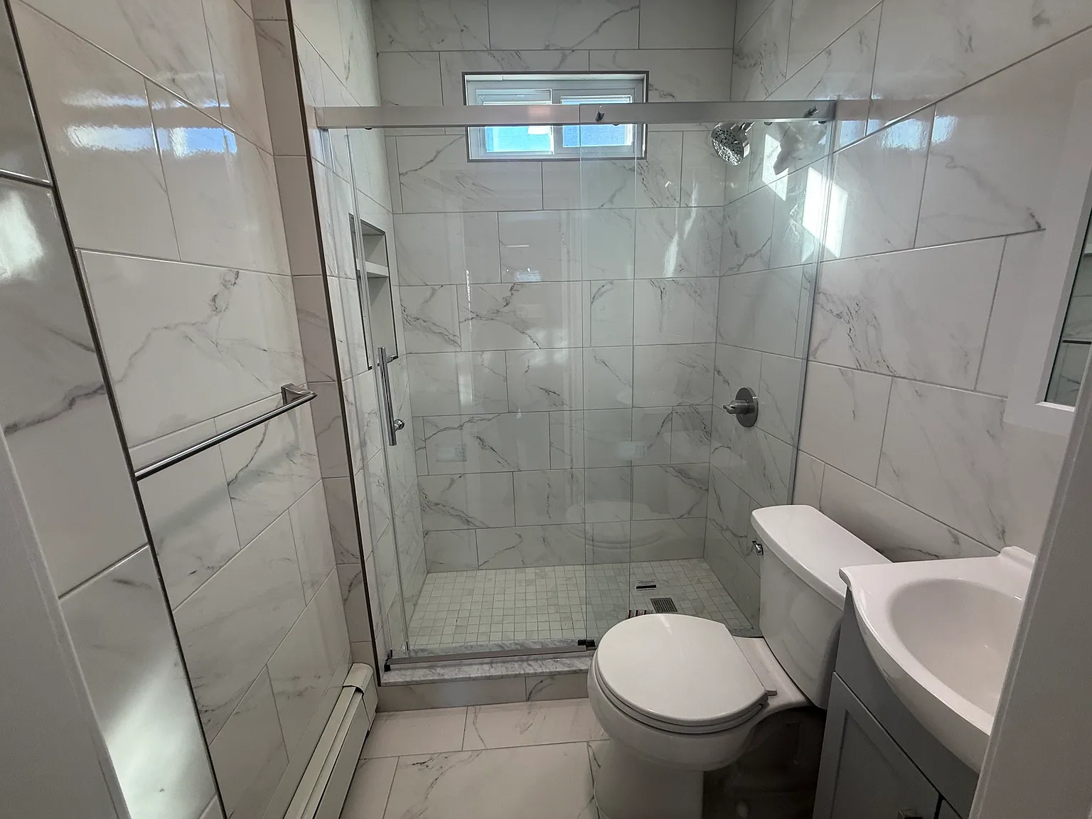 2 bed, $2,300 — Photo 1