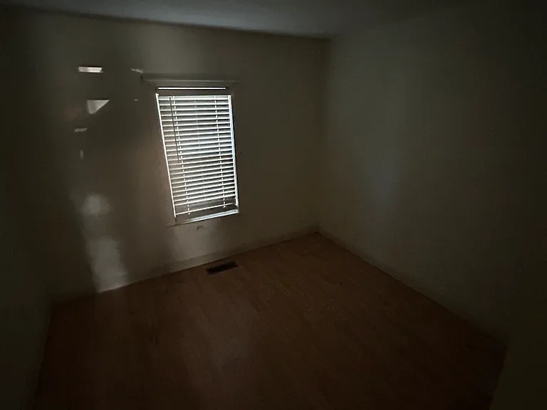 1780 N Gulick Ave — Photo 6