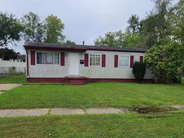 1181 Oleander Dr, Mount Morris, MI 48458