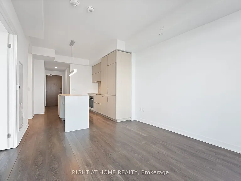20 Richardson St #11 — Photo 15