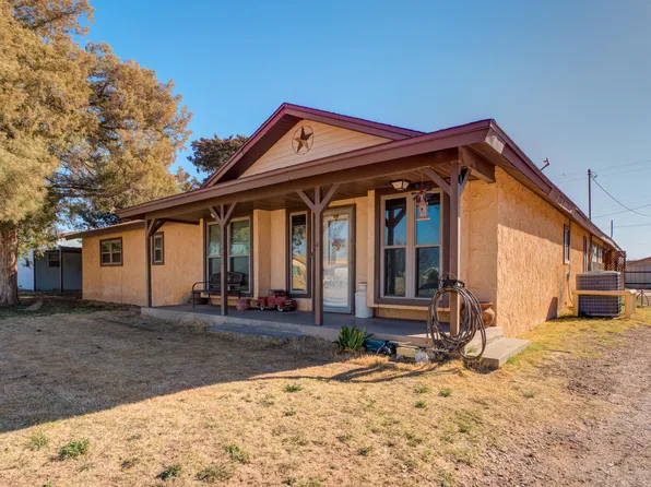 208 Duggan Ave, Anton, TX 79313