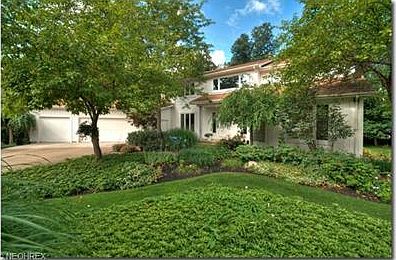 1st image of 110 Valencia Cir