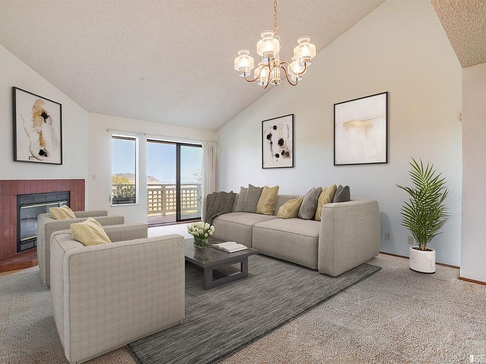 1st image of 311 Oak Ct #311