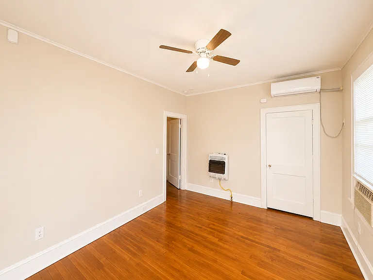 234 & 236 E Rutherford St — Photo 12