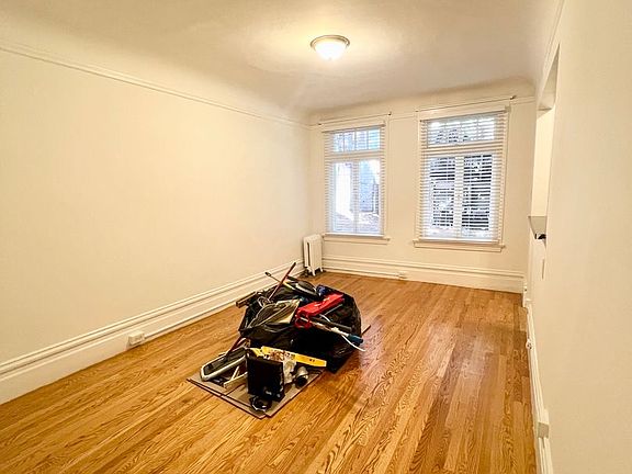 5th image of 838 Hyde St APT 2