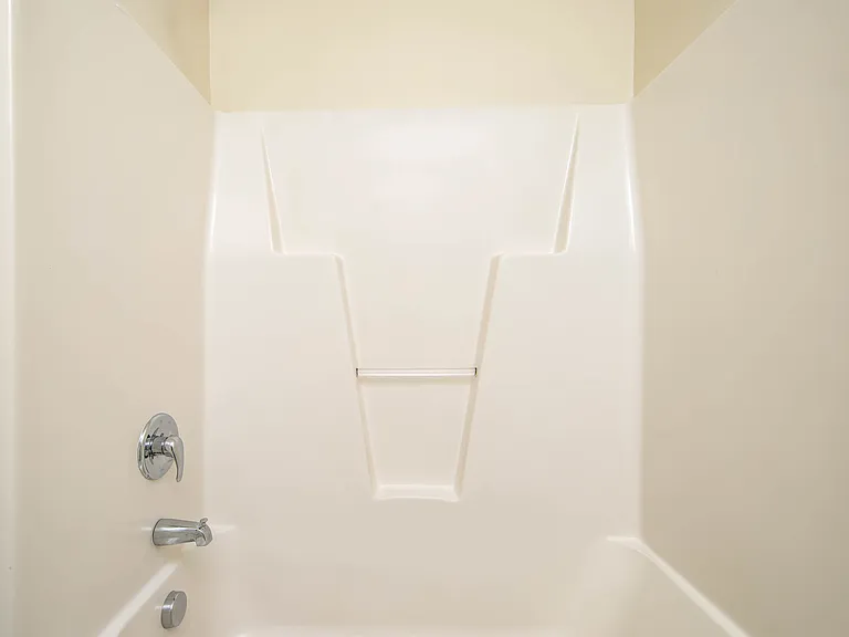 3930-101 Bardstown Ct — Photo 17