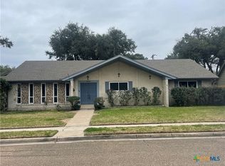 2803 Bon Aire Ave, Victoria, TX 77901