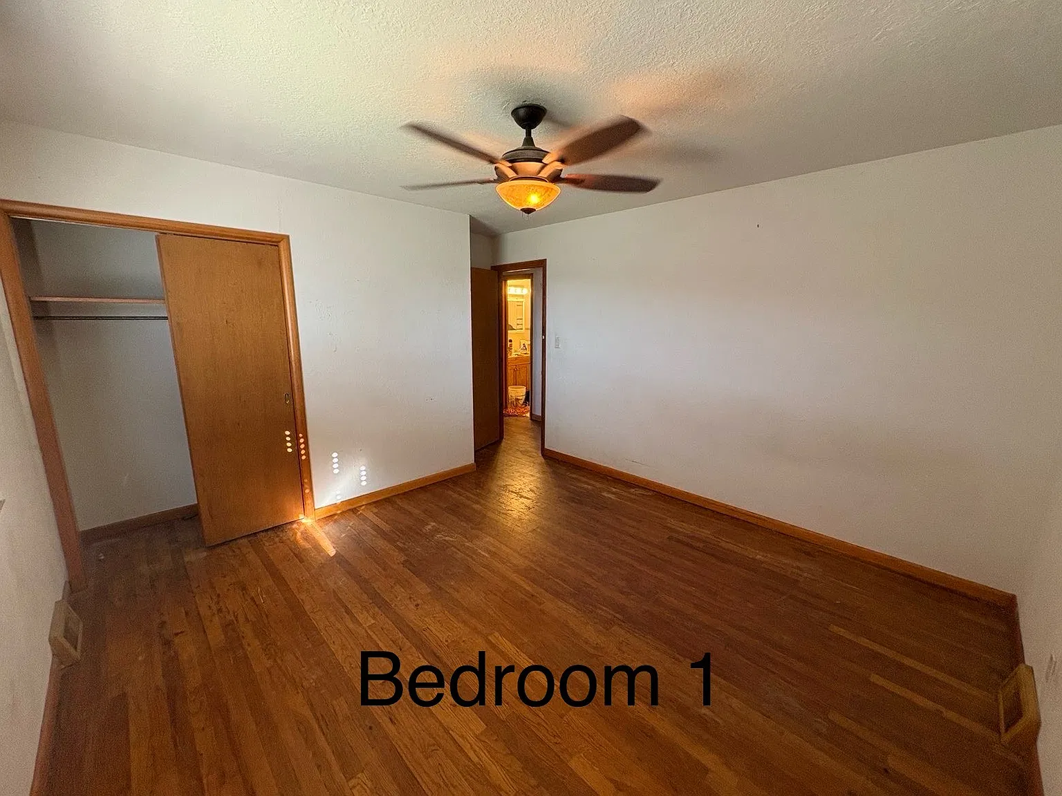3 bed, 1025 sqft, $1,350 — Photo 1