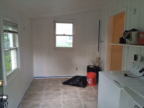 Laundry/Porch
