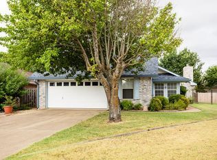 2527 Boyington Ln, Kerrville, TX 78028