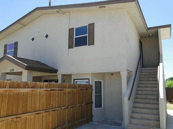 3rd image of 1030 Meadowland St