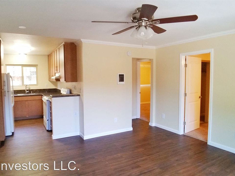 1st image of 4253 35th St APT 3