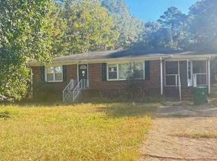 4022 Clark Dr, Ellenwood, GA 30294