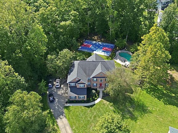 2nd image of 14401 Darren Ct