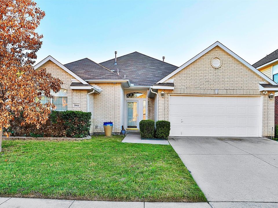 1st image of 3944 Larkspur Dr