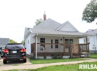 104 S Elm St, Kewanee, IL 61443