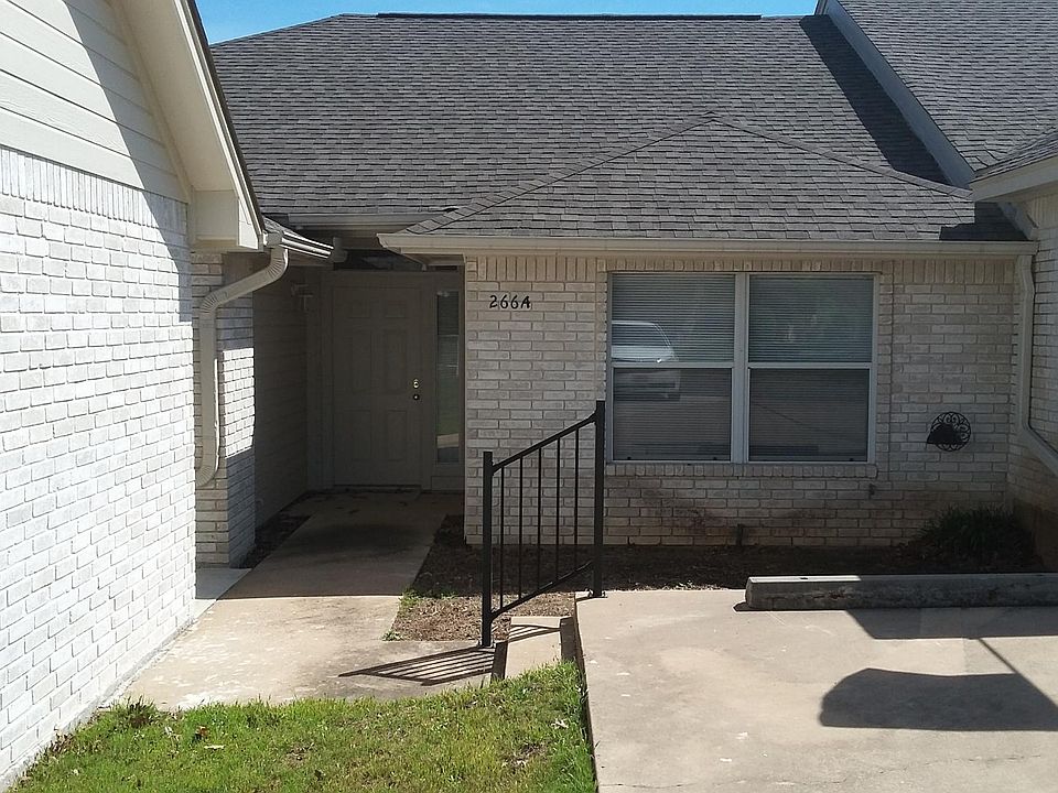 1st image of 266 Brae Burn Cir