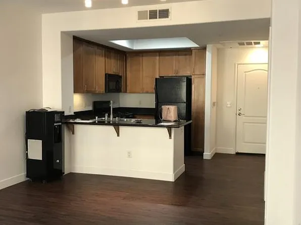 4060 Glencoe Ave APT 203, Marina Del Rey, CA 90292