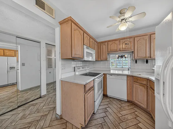 6200 NW 62nd Street #312, Tamarac, FL 33319