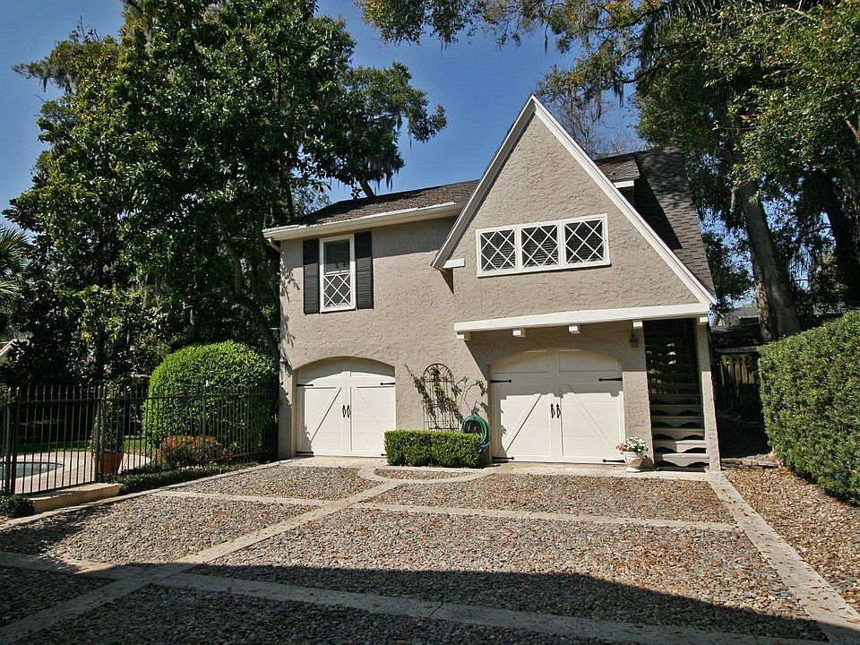 2nd image of 843 Palmer Ave