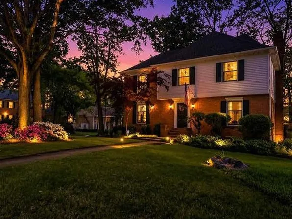 8441 Sandy Berry Cv, Germantown, TN 38138