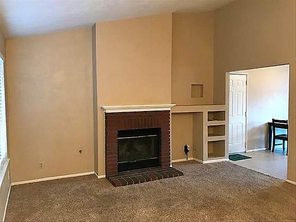 5th image of 4058 Desert Aire Ave