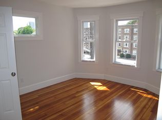 118 Norfolk St #1, Cambridge, MA 02139