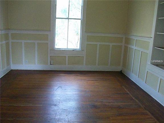 2nd image of 810 E 25th St