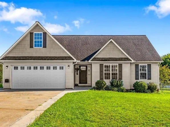 143 Winding Creek Rd, Mocksville, NC 27028