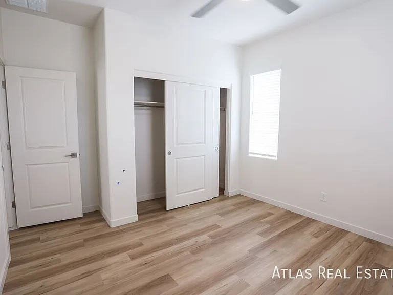 1530 W Sierra Vista Dr — Photo 11