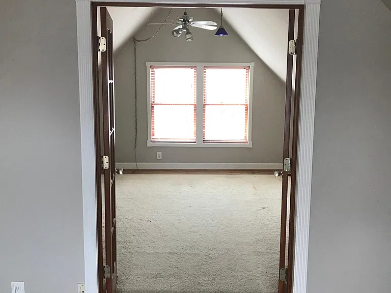 1037 Garvin Pl — Photo 30