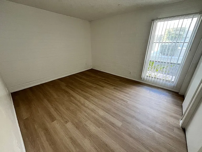 Catalina View Apartments — Photo 101