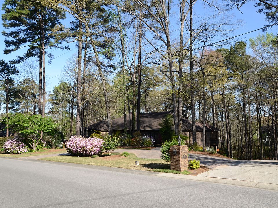 2nd image of 461 Green Glade Rd