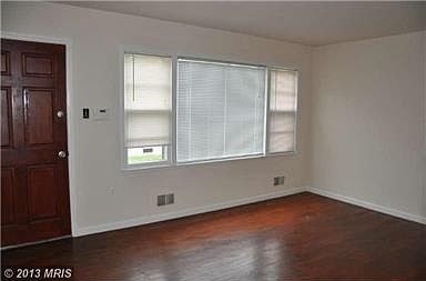 4th image of 7605 Mane Ln