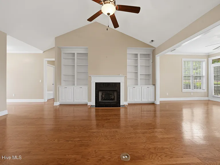 1211 Palatka Pl SE — Photo 10