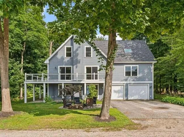 25 Crescent Avenue, Windham, ME 04062