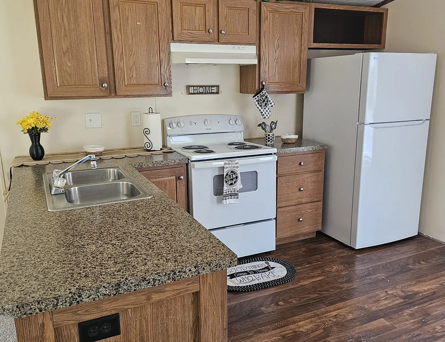 Dogwood MHP — Photo 1
