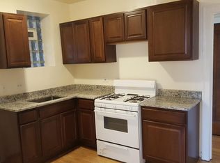 5455 W Eddy St #2, Chicago, IL 60641