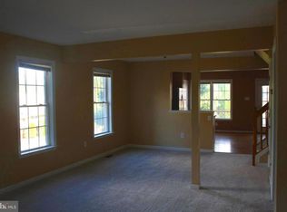 1147 Lindsay Ln, Hagerstown, MD 21742