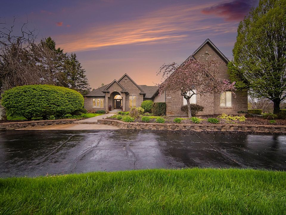 1st image of 1835 Brookview Dr