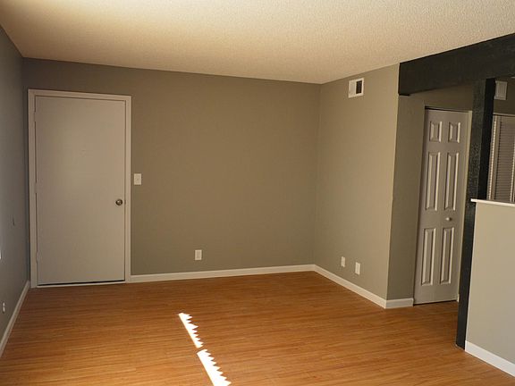 2nd image of 10321 E 61st St APT 3