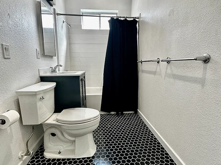 227 N Adams St #6 — Photo 17
