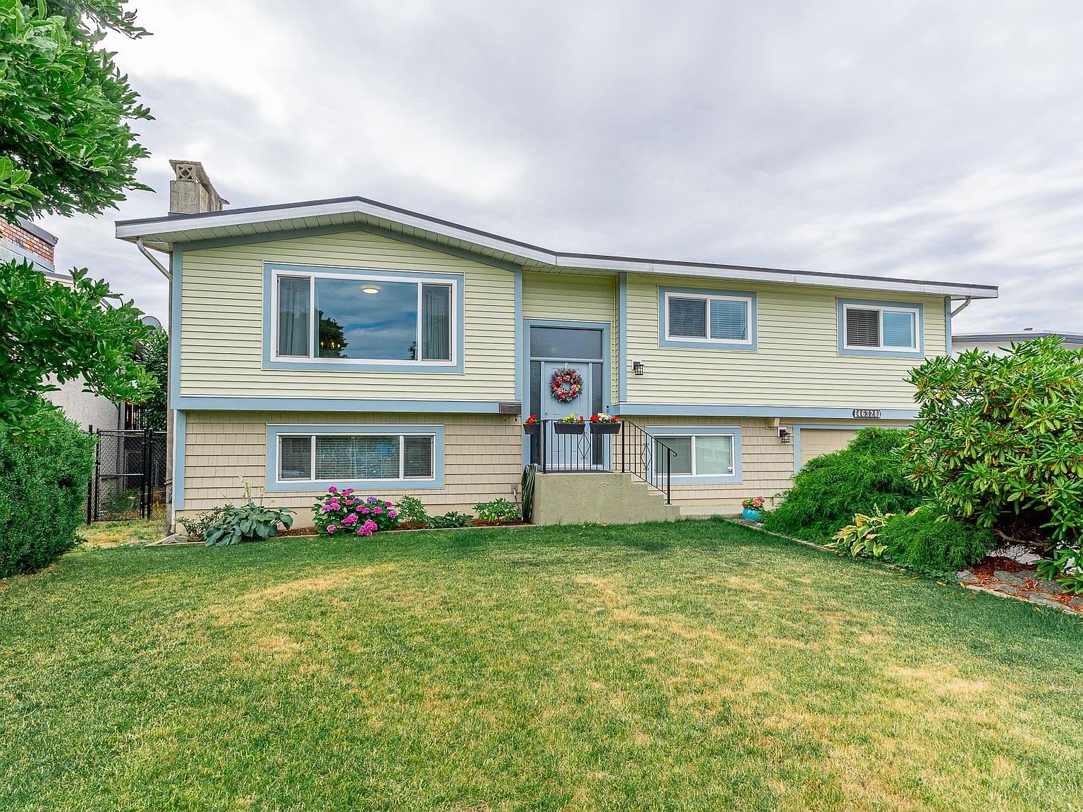 46320 Christina Dr, Chilliwack, BC V2R 2R5 MLS R2802978 Zillow