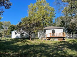 417 E 3rd St, Linwood, KS 66052