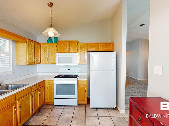 5th image of 781 Copperfield Dr W